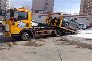 安远救援拖车费用怎么算